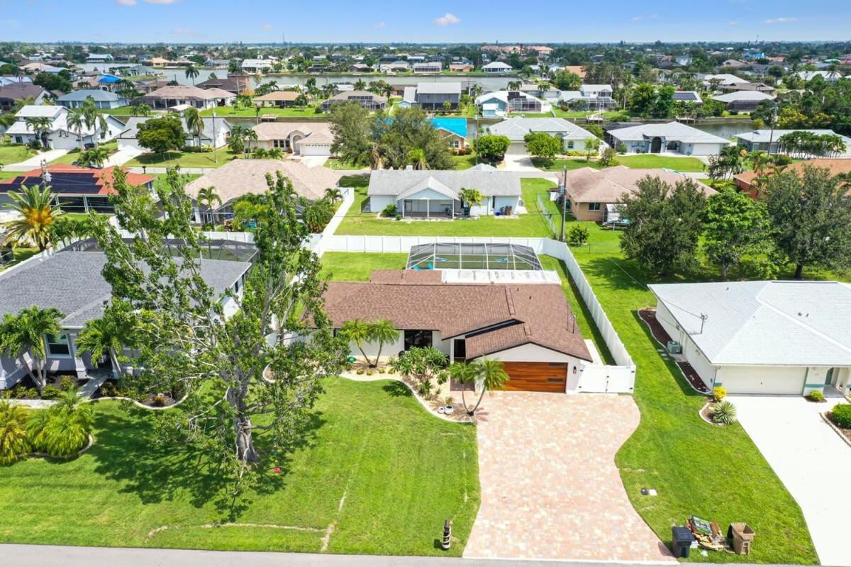 Charming Luxury Heated Pool Home Cape Coral Exterior photo